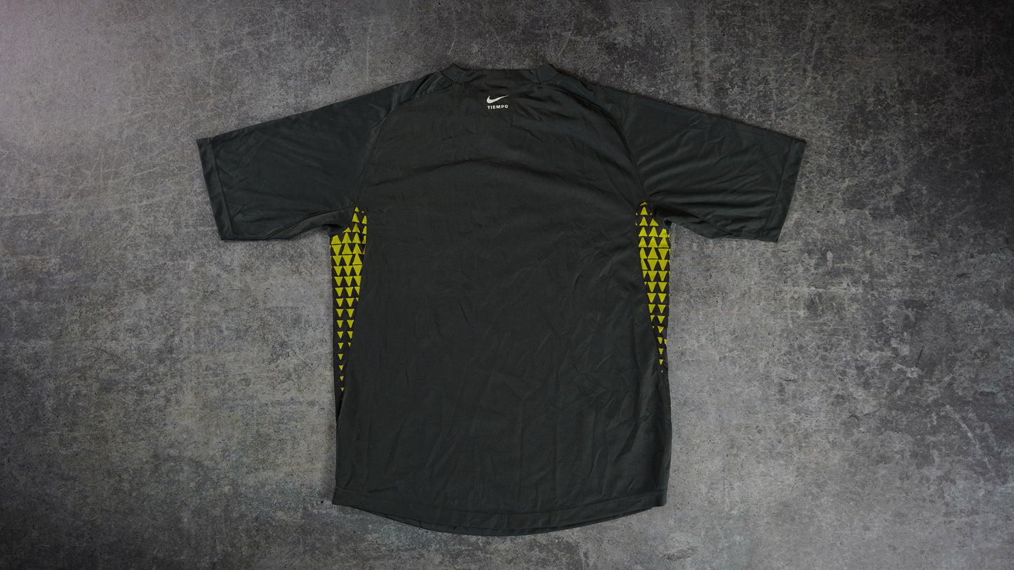 Nike Shirt (L)