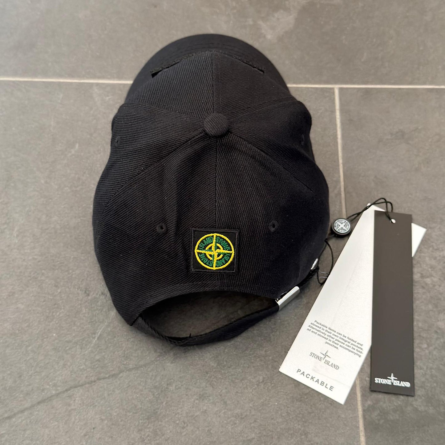 CAPPELLO BERRETTO CON VISIERA STONE ISLAND MISURA REGOLABILE