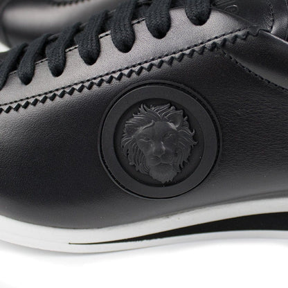 Versace Versus Low Top Lion Sneaker Black