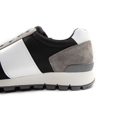 Prada Scamosciata Runner Trainers Black/Grey