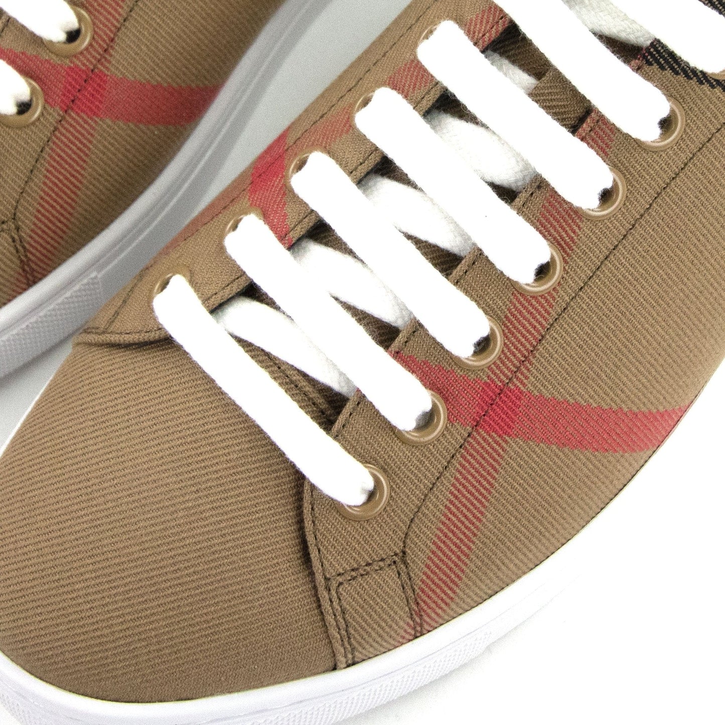 Burberry Albert Check Low Top Sneakers Hc/black