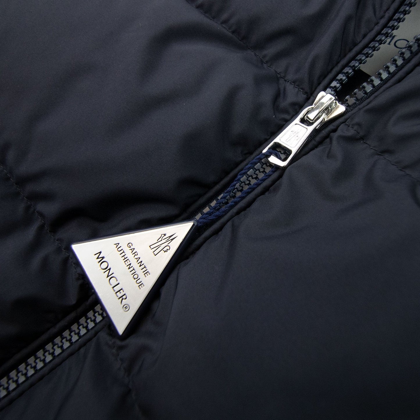 Moncler Cardamine Down Gilet Navy 776