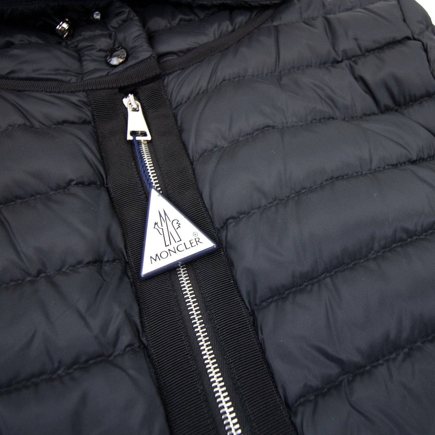 Moncler Women Raie Short Down Jacket Black 999