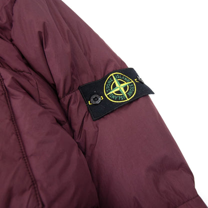 Stone Island 40223 Crinke Reps Ny Down Jacket Burgundy V0012