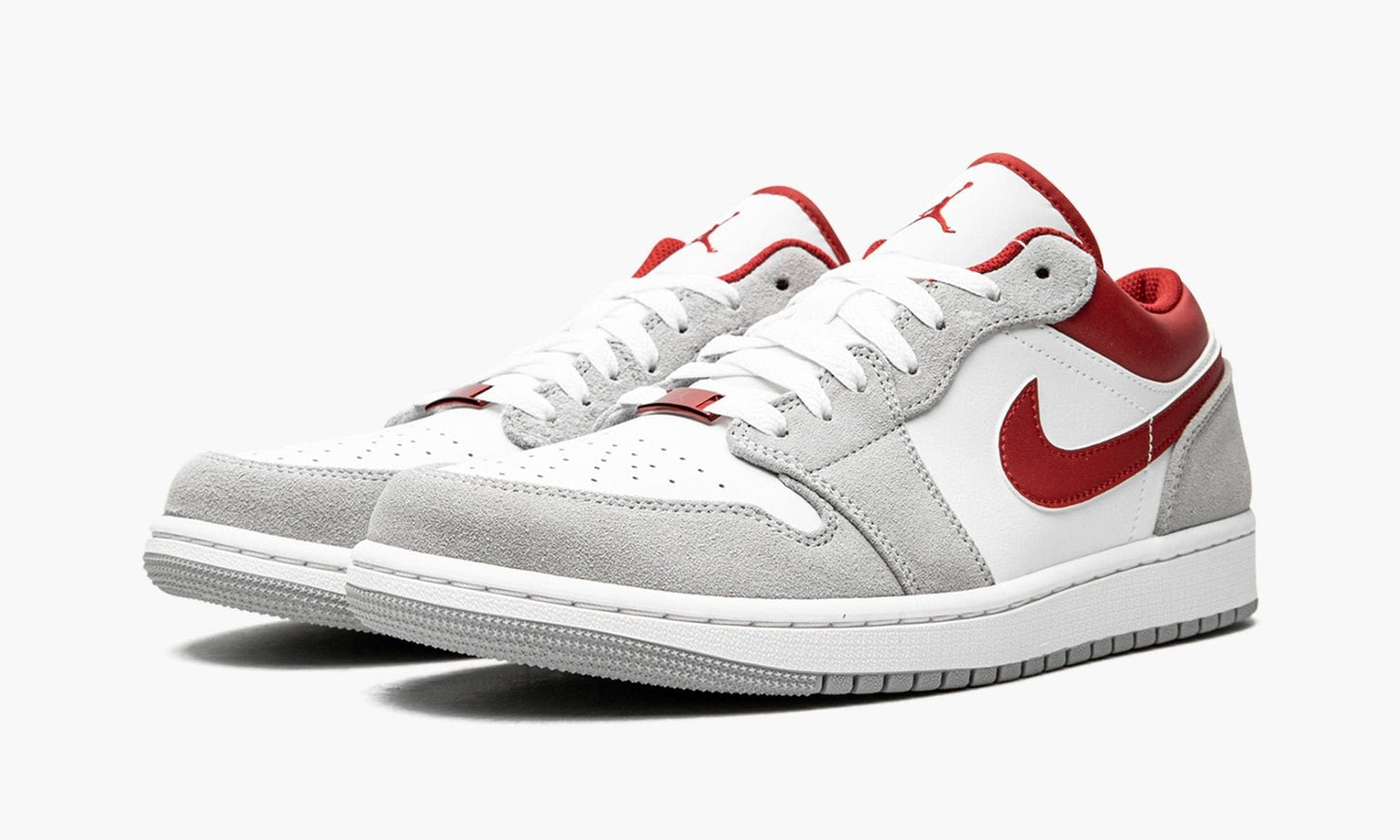 JORDAN 1 LOW WHITE/GREY/RED