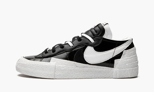 NIKE BLAZER LOW SACAI BLACK PATENT LEATHER