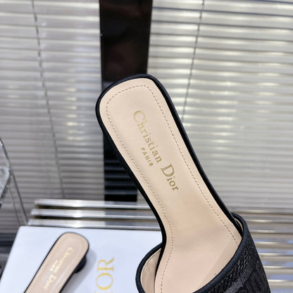 Christian Dior total black