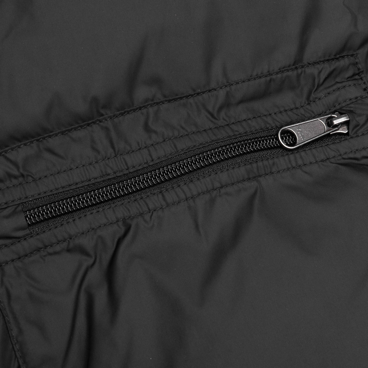 1996 Retro Nuptse Vest - White Dune