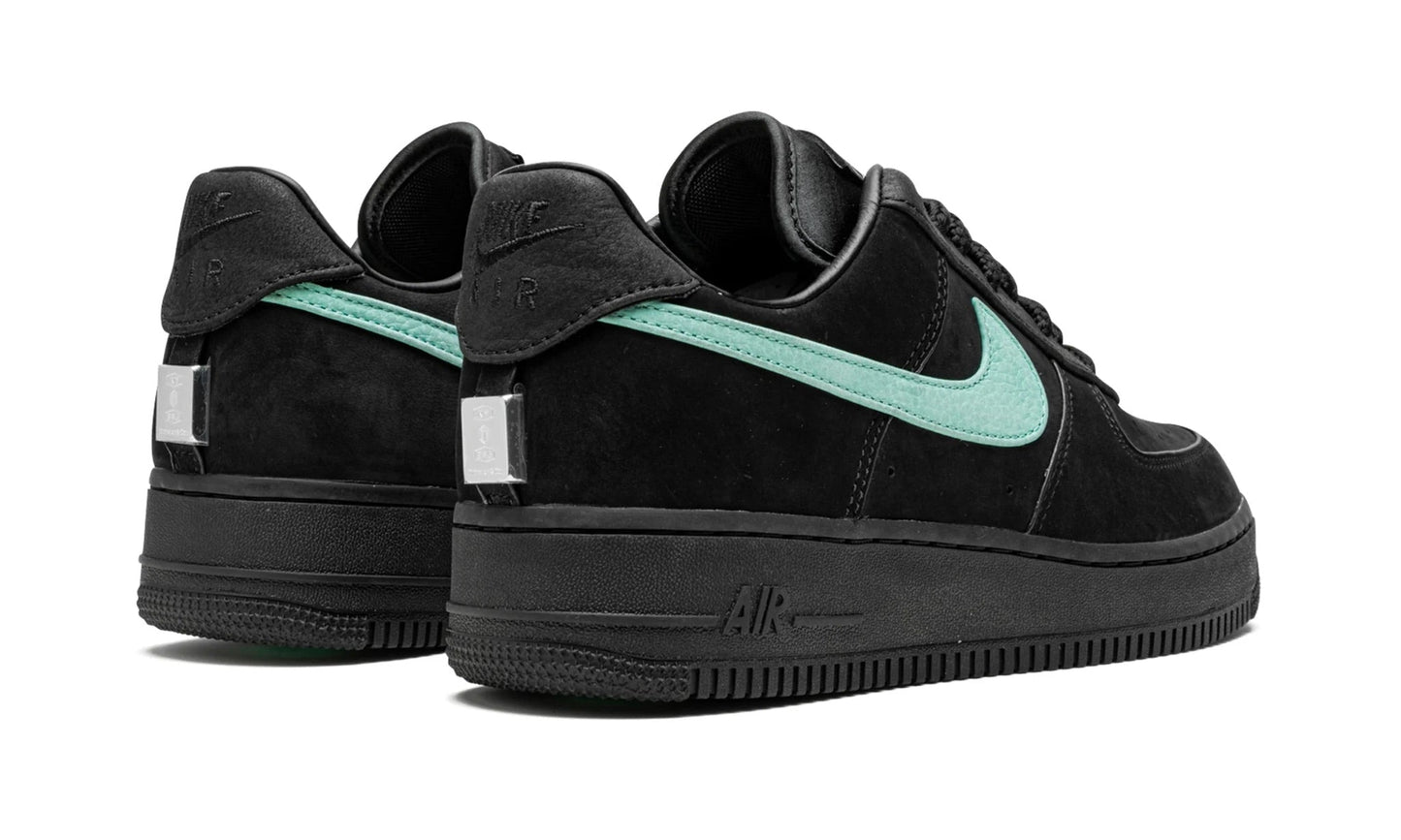NIKE AIR FORCE 1 LOW SP TIFFANY AND CO.