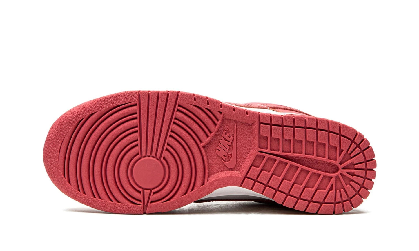 NIKE DUNK LOW WHITE / ARCHEO PINK (W)