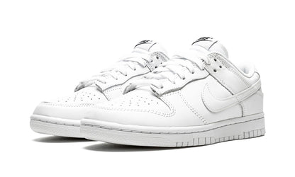 NIKE DUNK LOW TRIPLE WHITE (W)