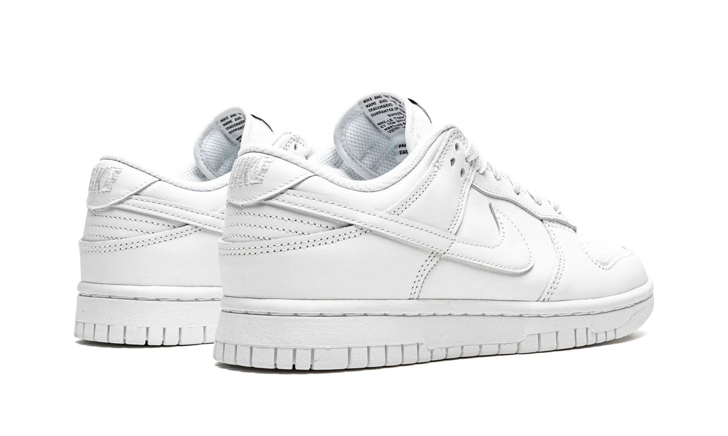 NIKE DUNK LOW TRIPLE WHITE (W)