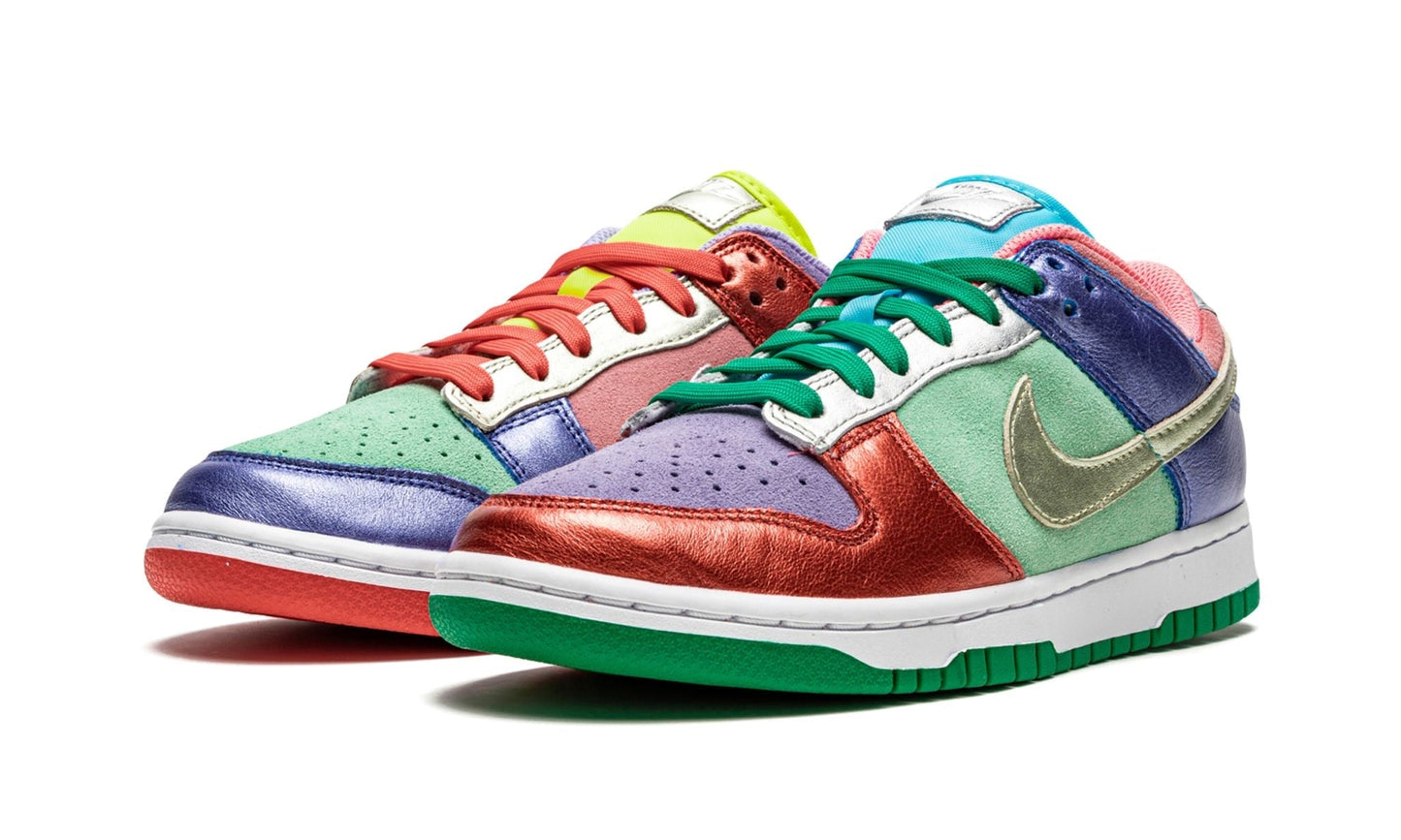 NIKE DUNK LOW SUNSET PULSE (W)