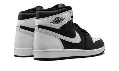 JORDAN 1 RETRO HIGH OG BLACK WHITE