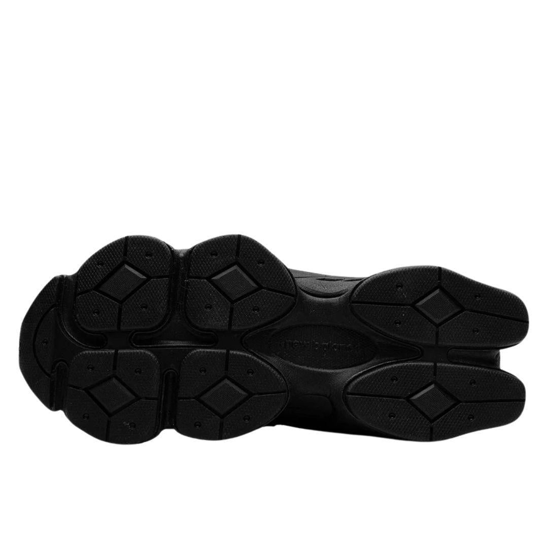 NEW BALANCE 9060 TRIPLE BLACK