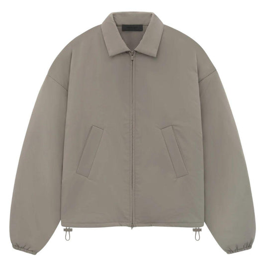 ESSENTIALS FOG NYLON SHELL BOMBER DUST (W)