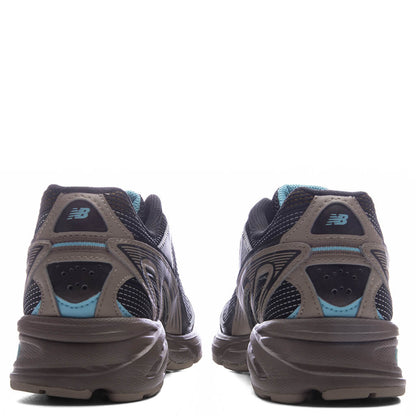 509 - Stoneware/Thunder Brown