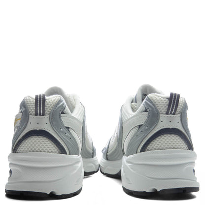 530 - Silver Metallic/Sea Salt