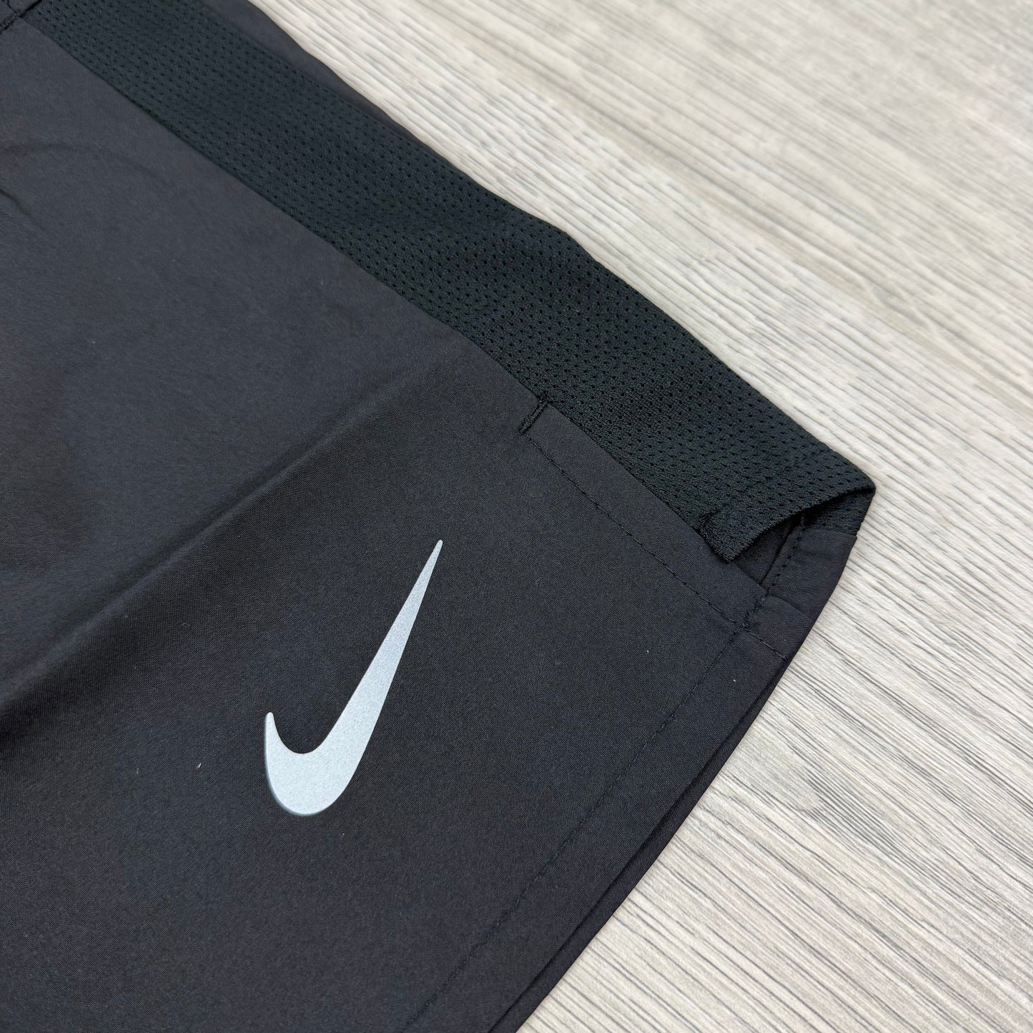 Nike 'Challenger' Pocket Shorts - Black