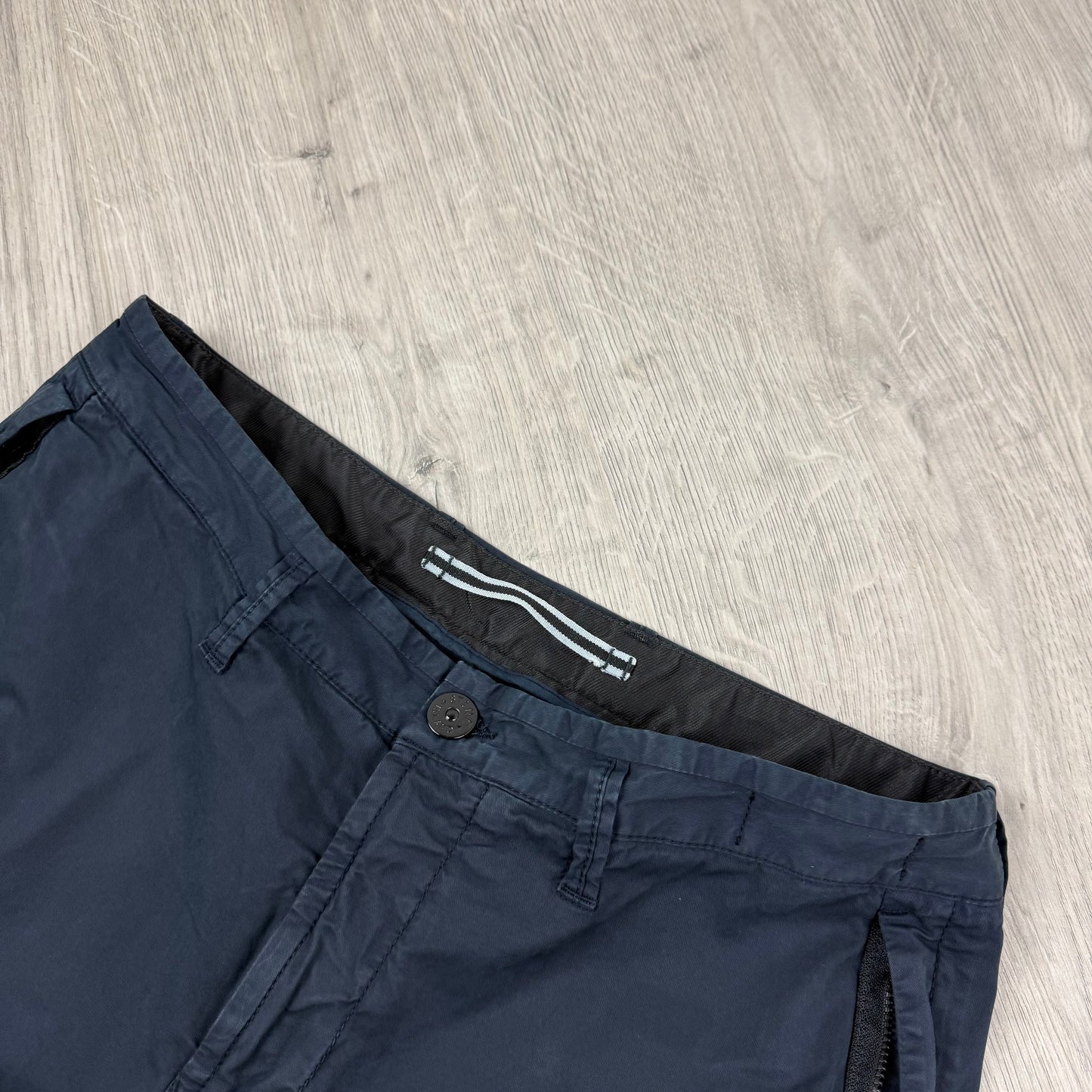 Stone Island Cargo Shorts - Navy