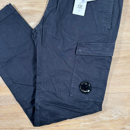 C.P. Company Stretch Sateen Ergonomic Lens Cargo Pants in Navy