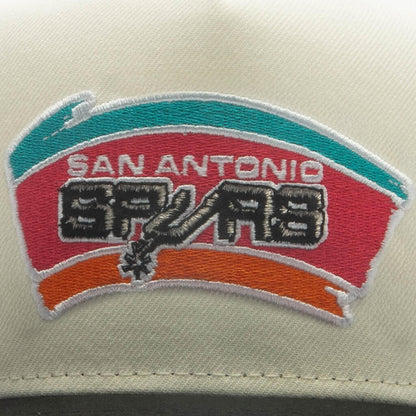 FEATURE x New Era 9FIFTY A-Frame Curve Hardwood Classics - San Antonio Spurs