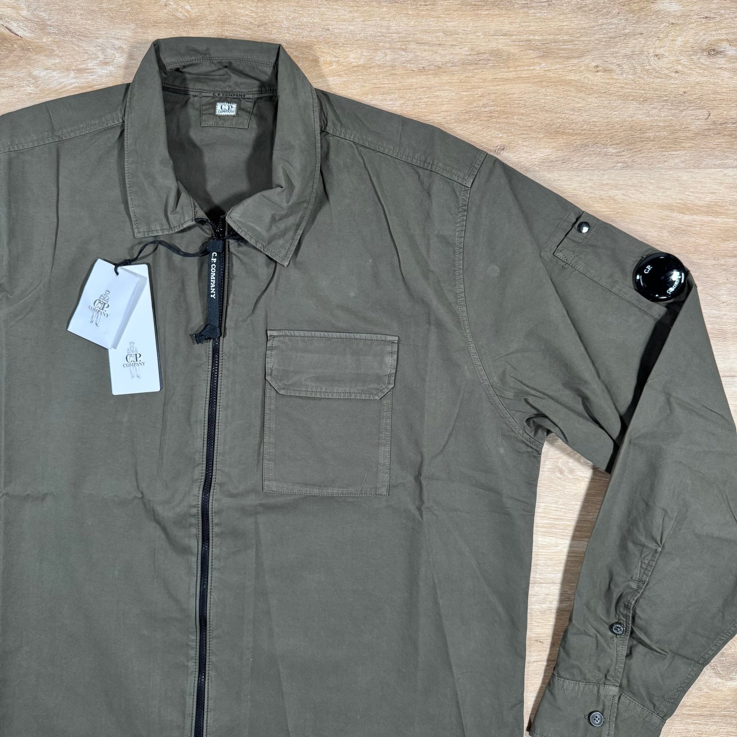 C.P. Company Organic Gabardine Lens Overshirt in Ivy Green