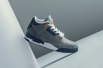 Air Jordan 3 Retro "Cool Grey" - Silver/Sport Red