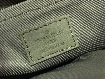 Borsello Louis Vuitton green