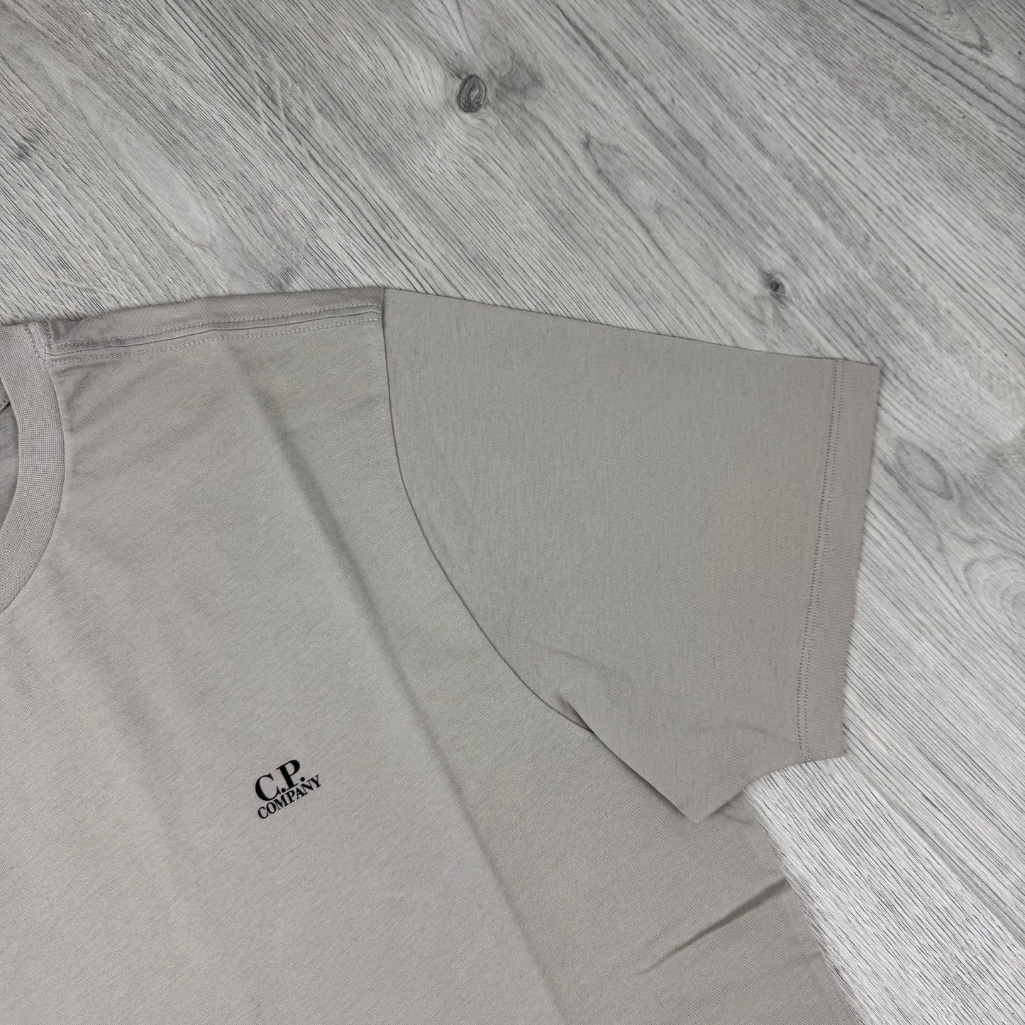 CP Company Goggle T-Shirt - Dove