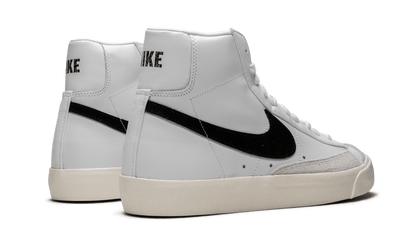 NIKE BLAZER MID 77 VNTG