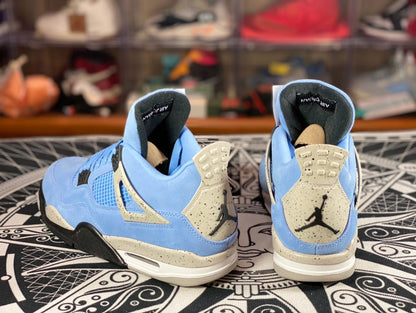 Air Jordan 4 University Blue