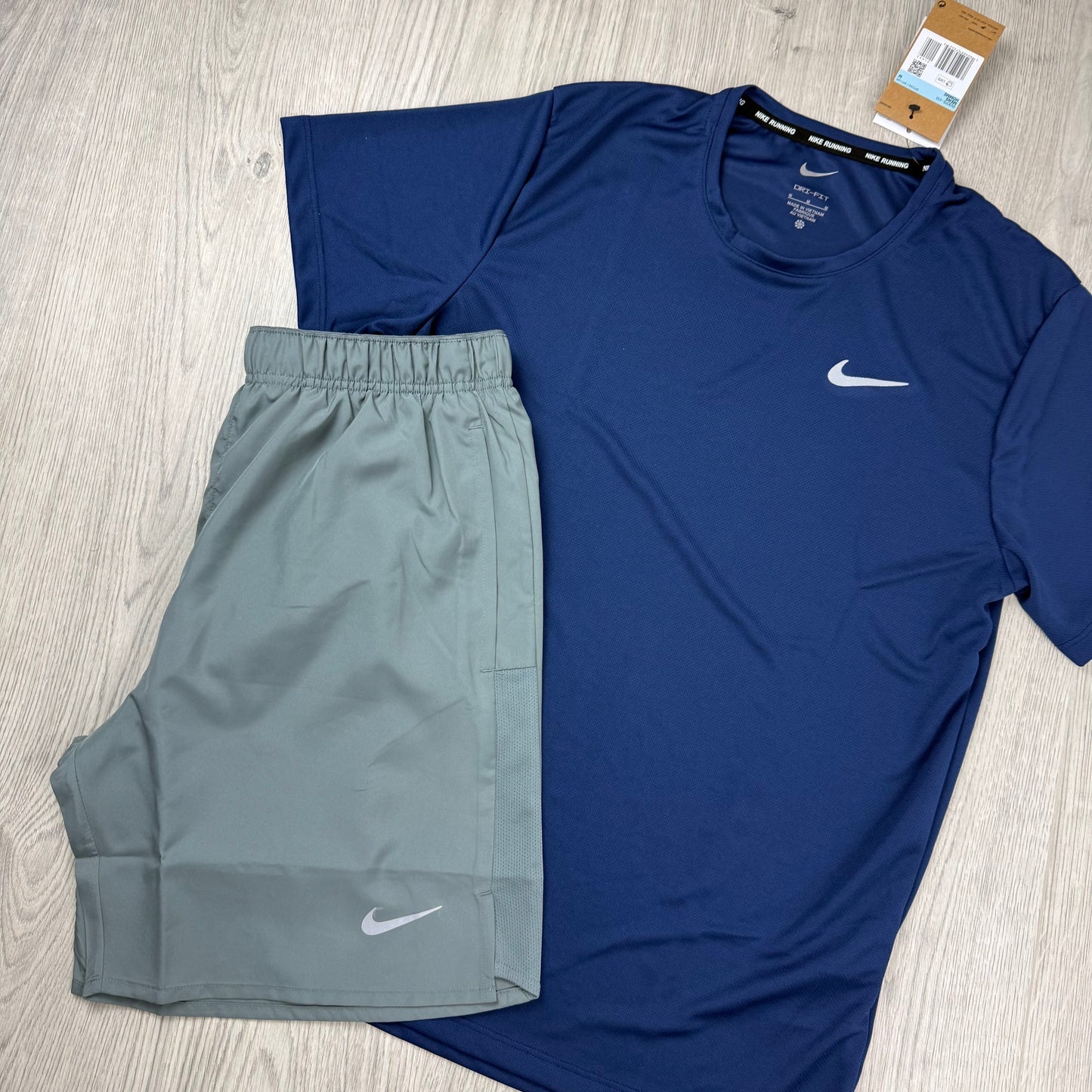 Nike 'Miler' Set - Navy/Smoke Grey