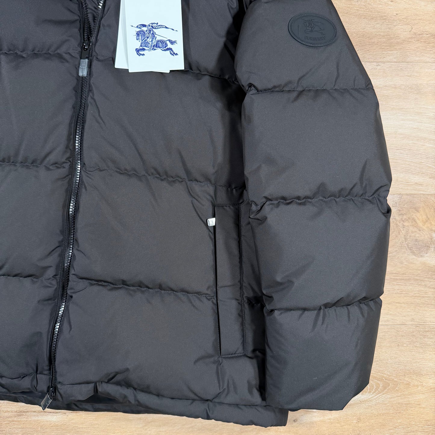 Burberry Detachable Sleeve Puffer Jacket in Black