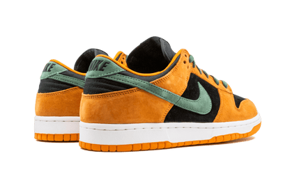 NIKE DUNK LOW SP CERAMIC