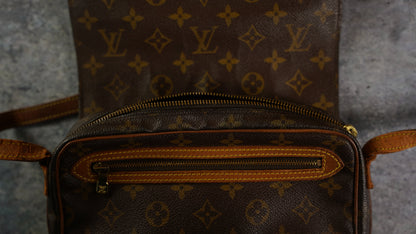 Louis Vuitton Shoulder Bag