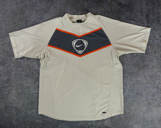 Nike Shirt (L)
