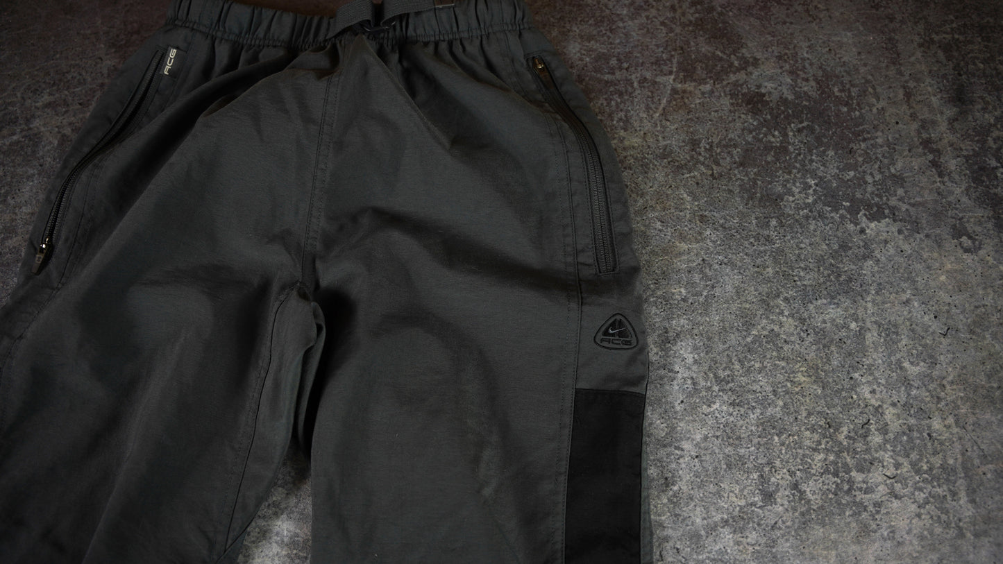 Nike ACG Trackpants (S)