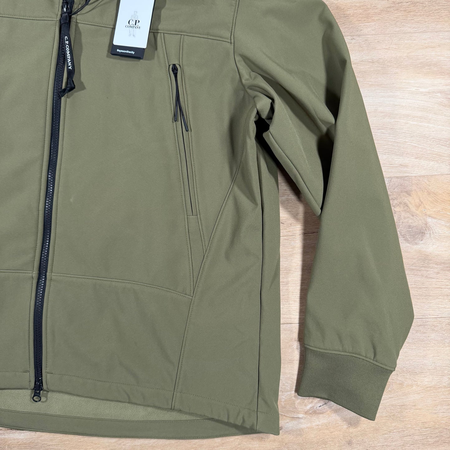 C.P. Company Shell-R Goggle Jacket in Elmwood Green