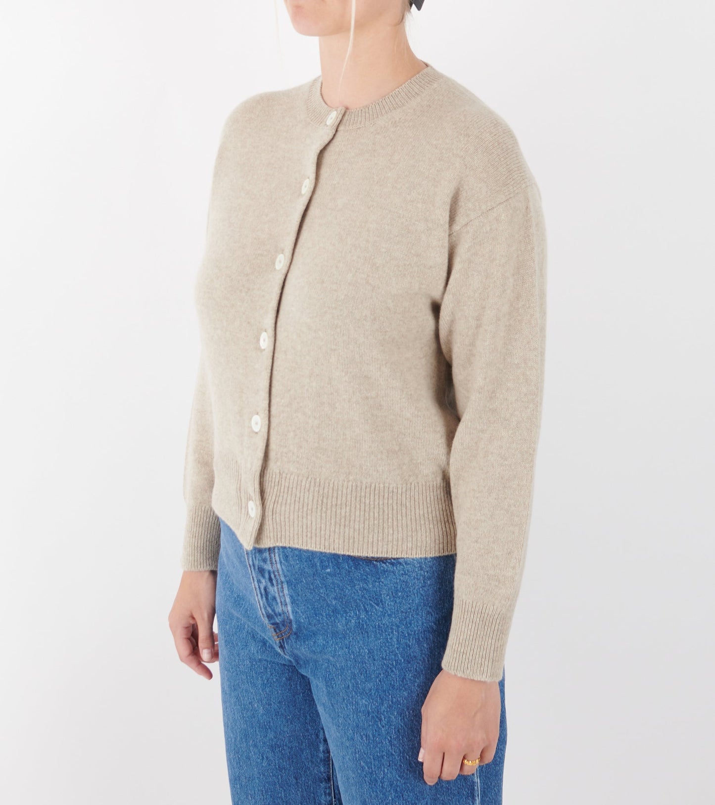 Ada Crewneck Cardigan Oat