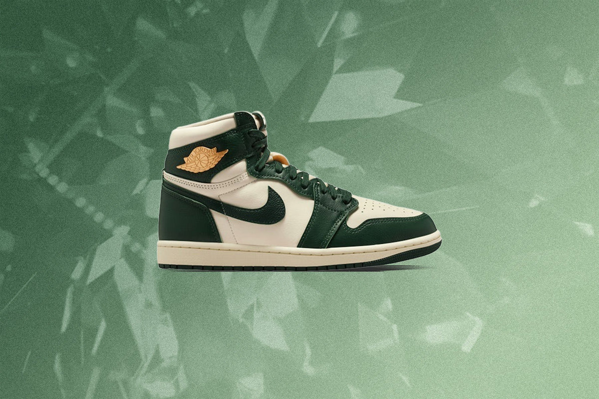 Women's Air Jordan 1 Retro High OG 'Fir' - Pale Ivory/Pro Green Fir/Coconut Milk