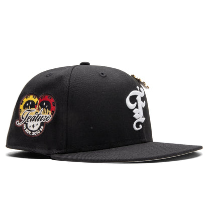 Feature x New Era 59FIFTY Fitted Old English F Vegas - Black/White