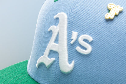 Feature x New Era "Earth" Oakland Athletic's Fitted - Birdseye Blue/Kelly Green