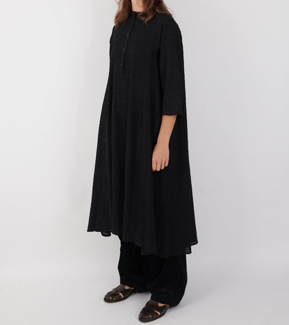 Low Pulse Dress Black