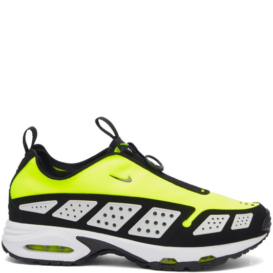 Nike SNDR Trainers