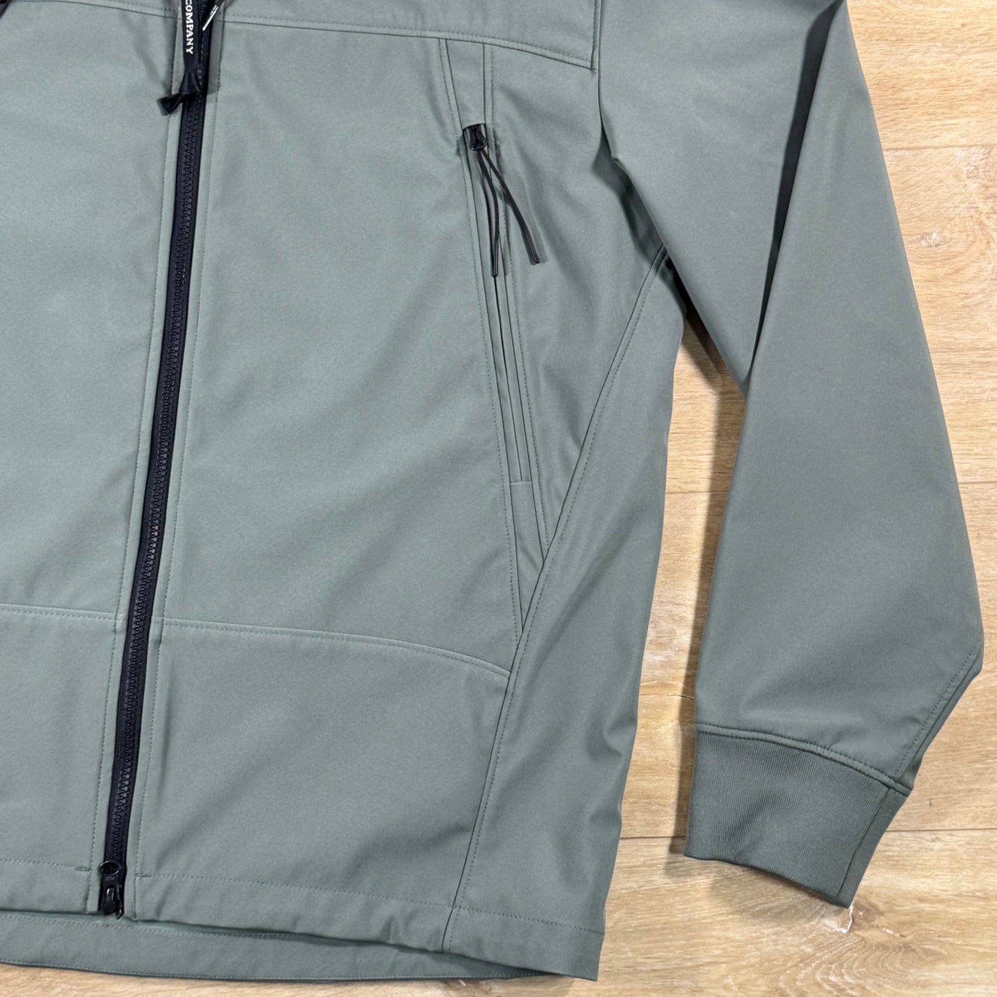 C.P. Company Shell-R Goggle Jacket in Laurel Wreath