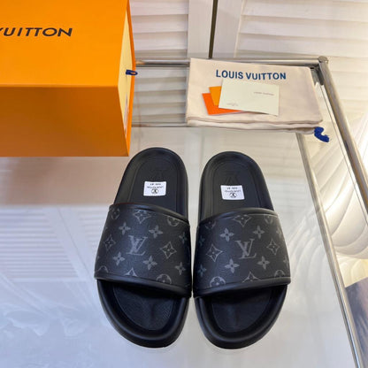 Slippers  Louis Vuitton