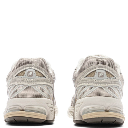 860v2 - Timberwolf/Moonbeam