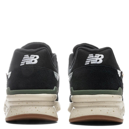 997H - Black/Norway Spruce
