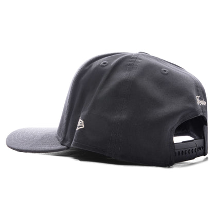Feature x New Era 9FIFTY Curved A-Frame Old English F Snapback - Graphite